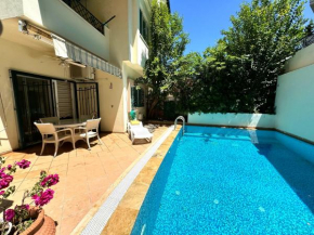 Marmaris'te Özel Havuzlu Doğa Manzaralı Villa